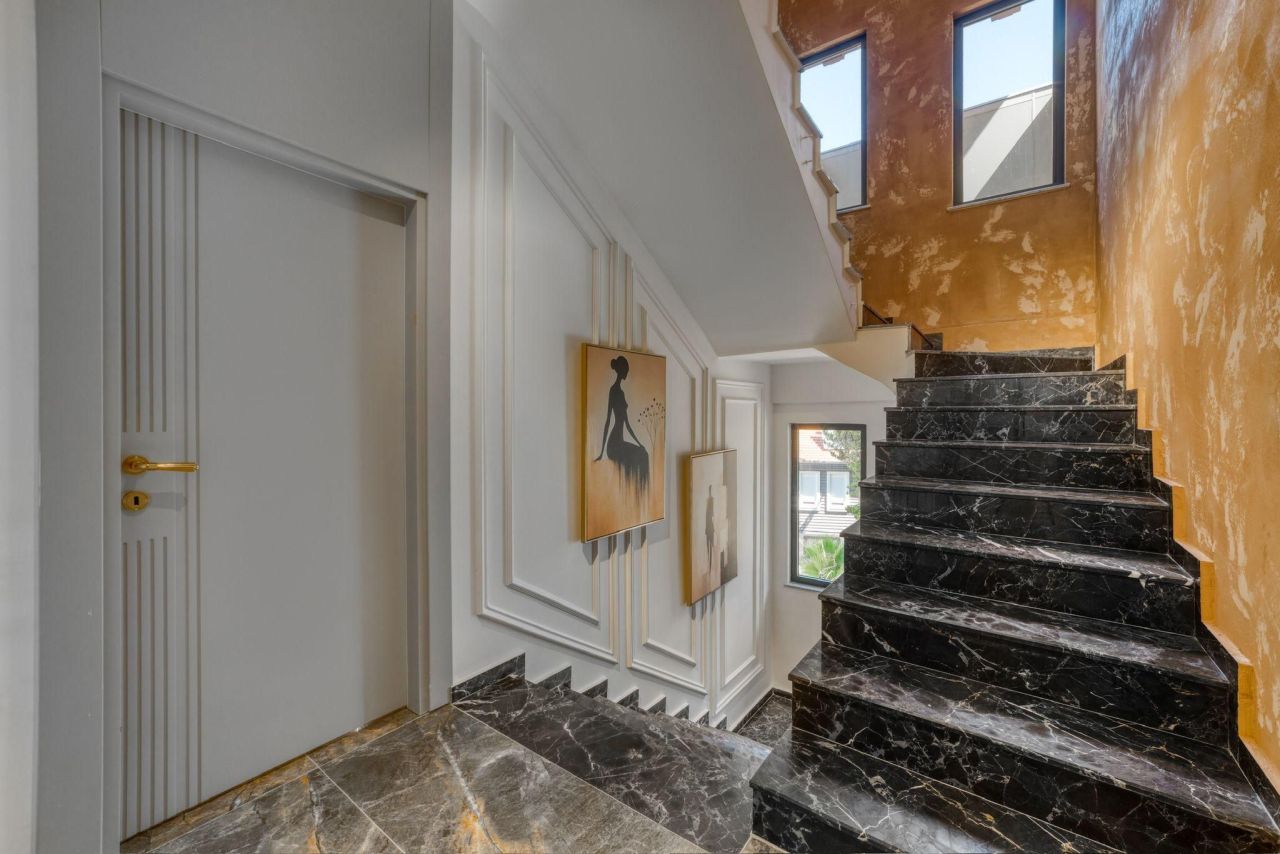 Villa à Alanya, Turquie, 360 m² - image 5