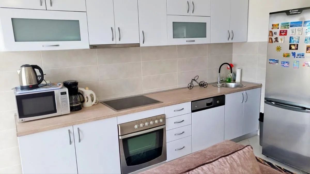 Flat in Tivat, Montenegro, 63 m² - picture 4