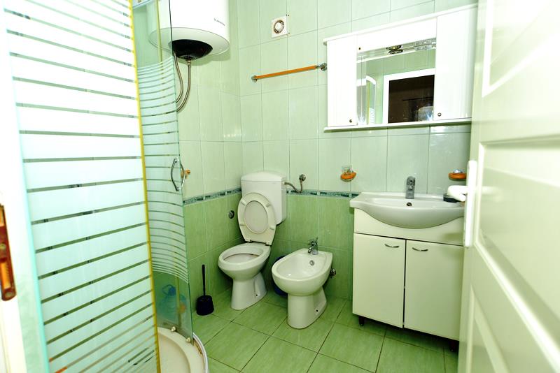 Hotel en Kumbor, Montenegro, 267 m² - imagen 11