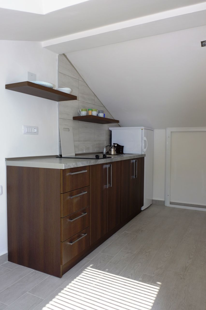 Hotel en Kumbor, Montenegro, 267 m² - imagen 18