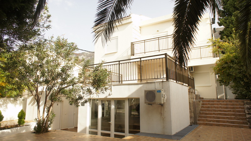 Hôtel à Sutomore, Monténégro, 399 m² - image 1