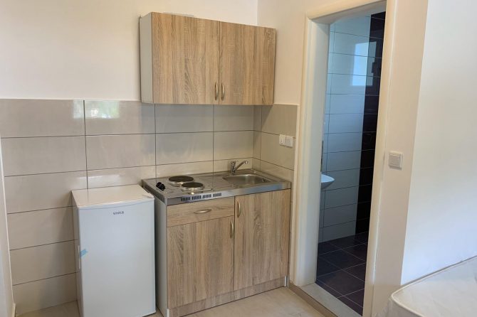 Hotel en Sutomore, Montenegro, 528 m² - imagen 14