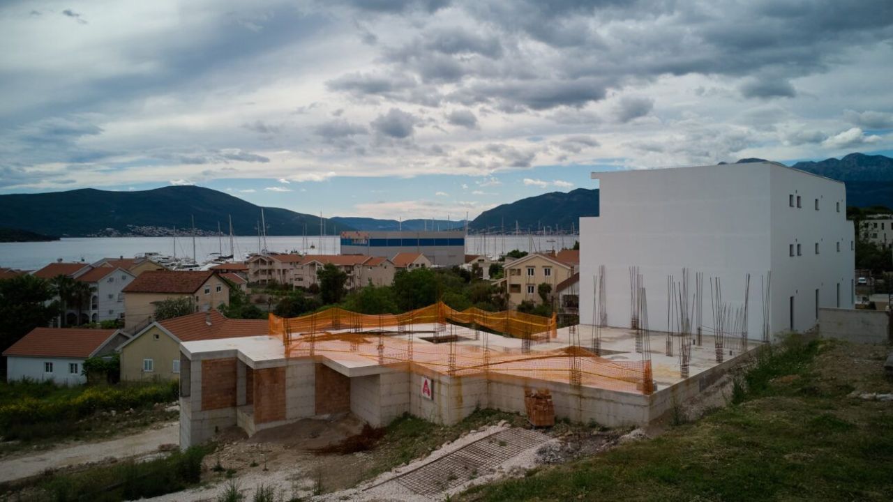 Piso en Tivat, Montenegro, 29 m² - imagen 7