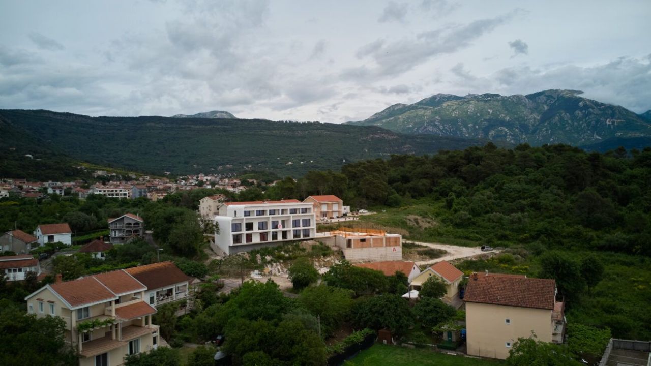 Appartamento a Tivat, Montenegro, 86.2 m² - foto 9
