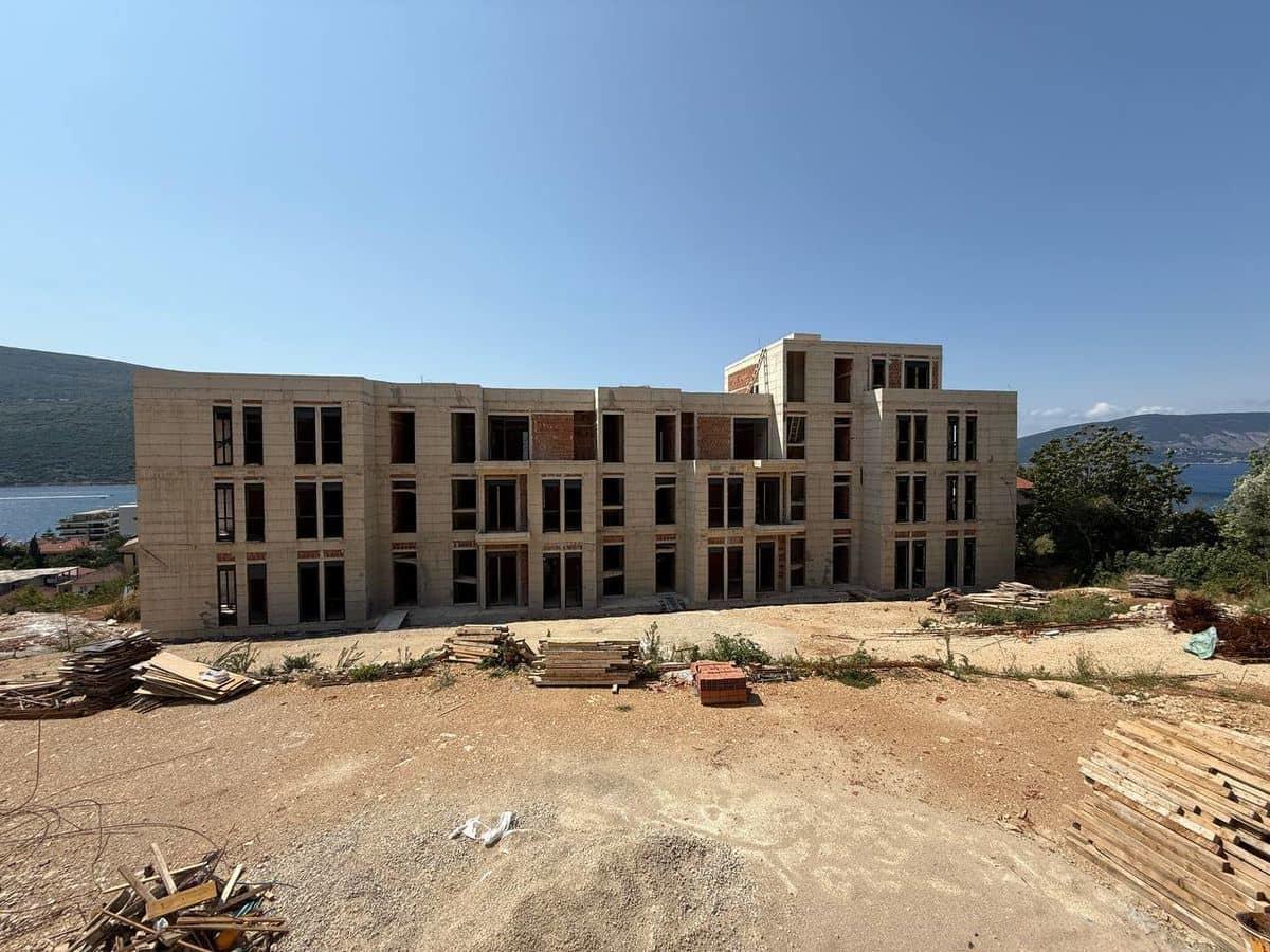 Appartamento a Herceg-Novi, Montenegro, 67 m² - foto 2