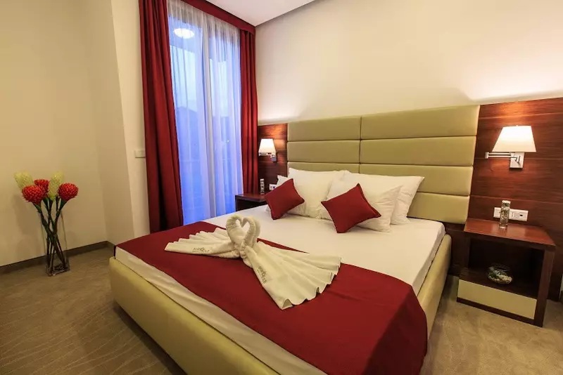 Hotel, albergo a Sutomore, Montenegro, 1 884 m² - foto 1