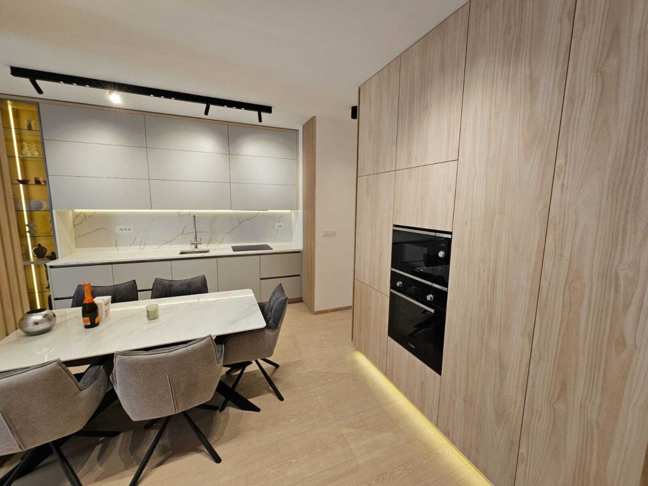 Piso en Budva, Montenegro, 86 m² - imagen 5