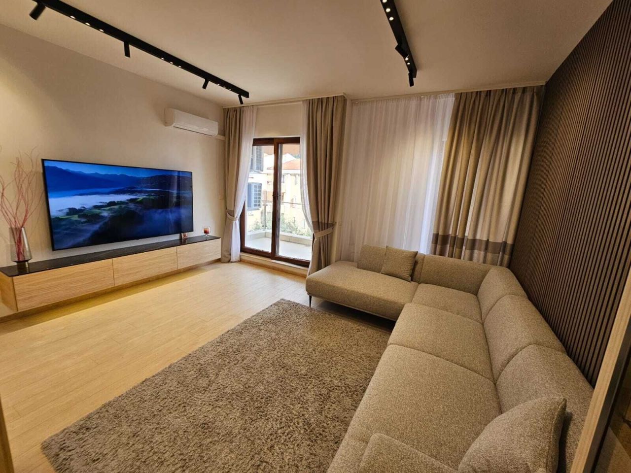Piso en Budva, Montenegro, 86 m² - imagen 14