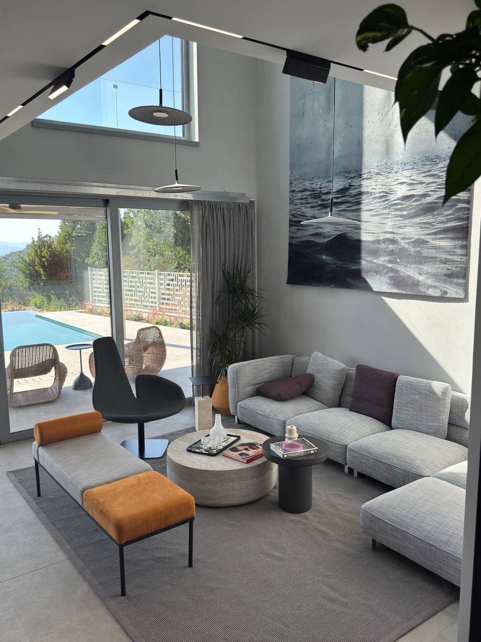 Casa en Budva, Montenegro, 231 m² - imagen 1