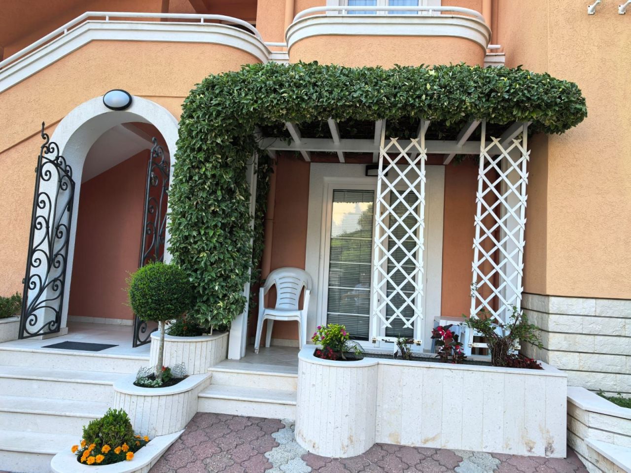 Hotel en Petrovac, Montenegro, 600 m² - imagen 14