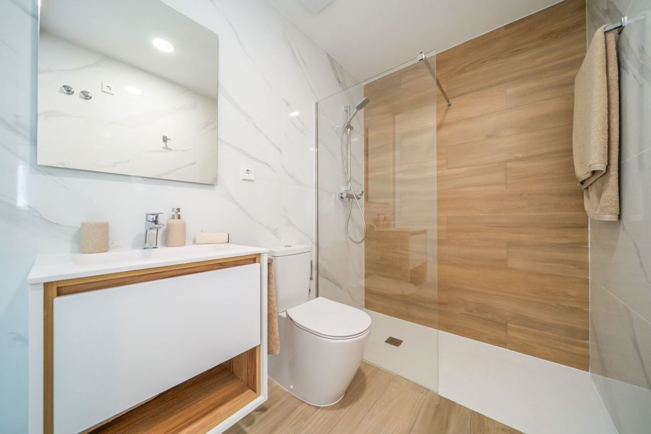 Bungalow à Los Montesinos, Espagne, 75 m² - image 15