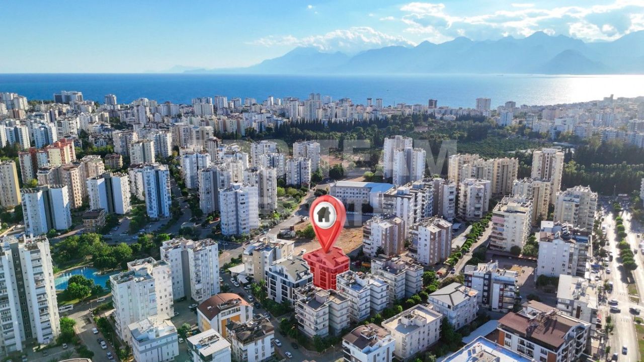 Flat in Antalya, Turkey, 150 m² - picture 1