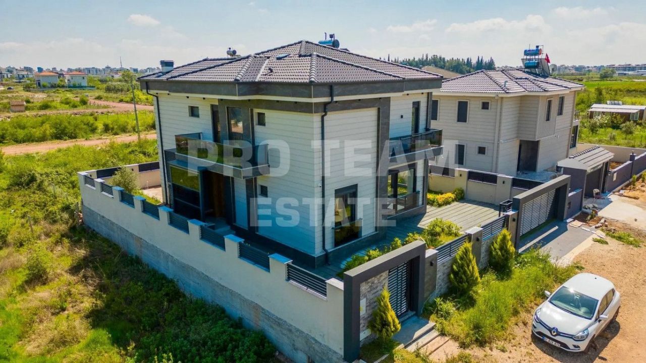 Villa en Antalya, Turquia, 200 m² - imagen 2