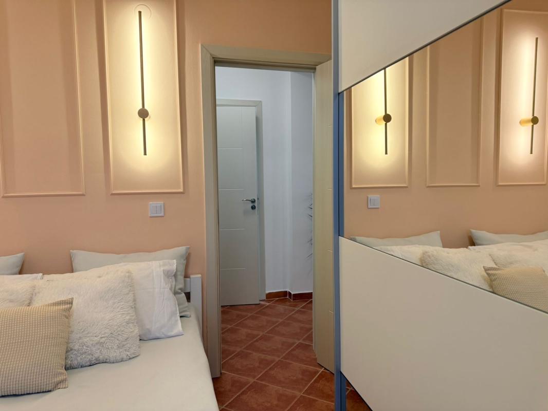 Flat in Petrovac, Montenegro, 36 m² - picture 8