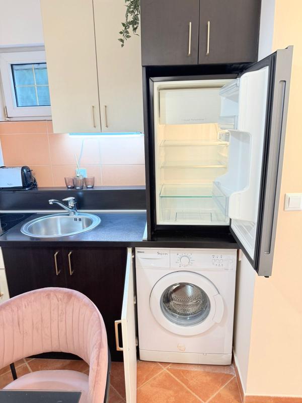 Flat in Petrovac, Montenegro, 36 m² - picture 16