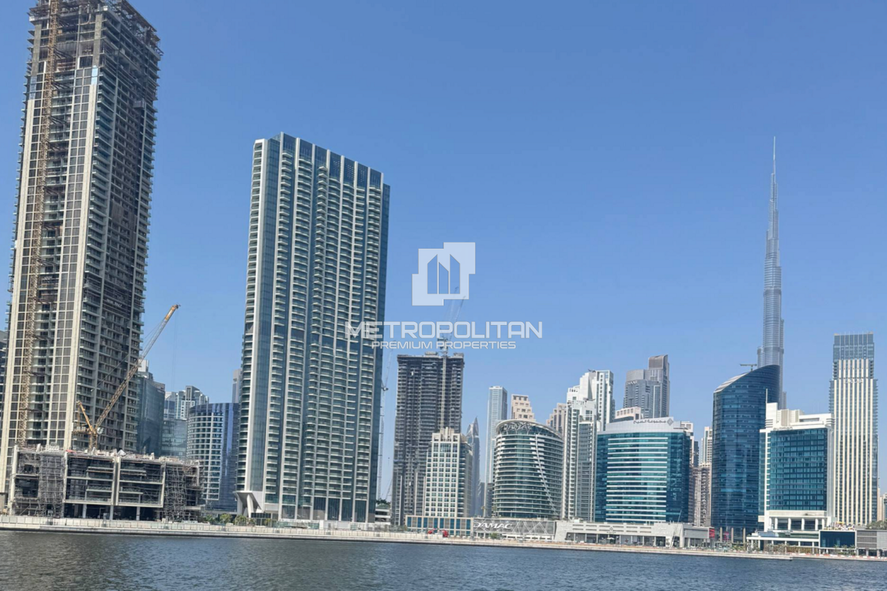 Apartment in Dubai, UAE, 38 m² - picture 1