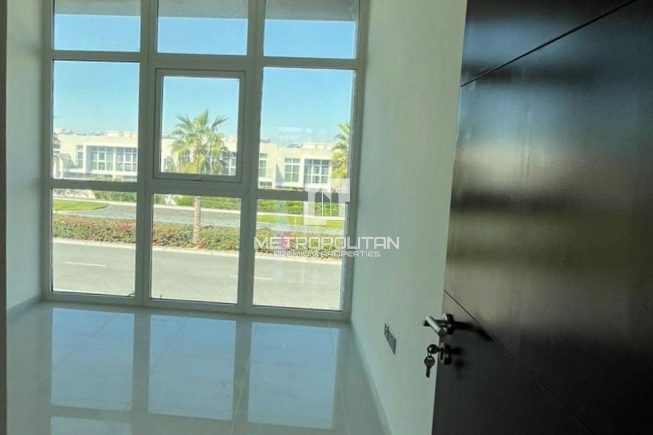 Townhouse a Dubai, EAU, 155 m² - foto 8