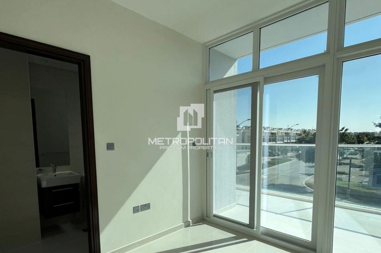 Townhouse a Dubai, EAU, 155 m² - foto 14