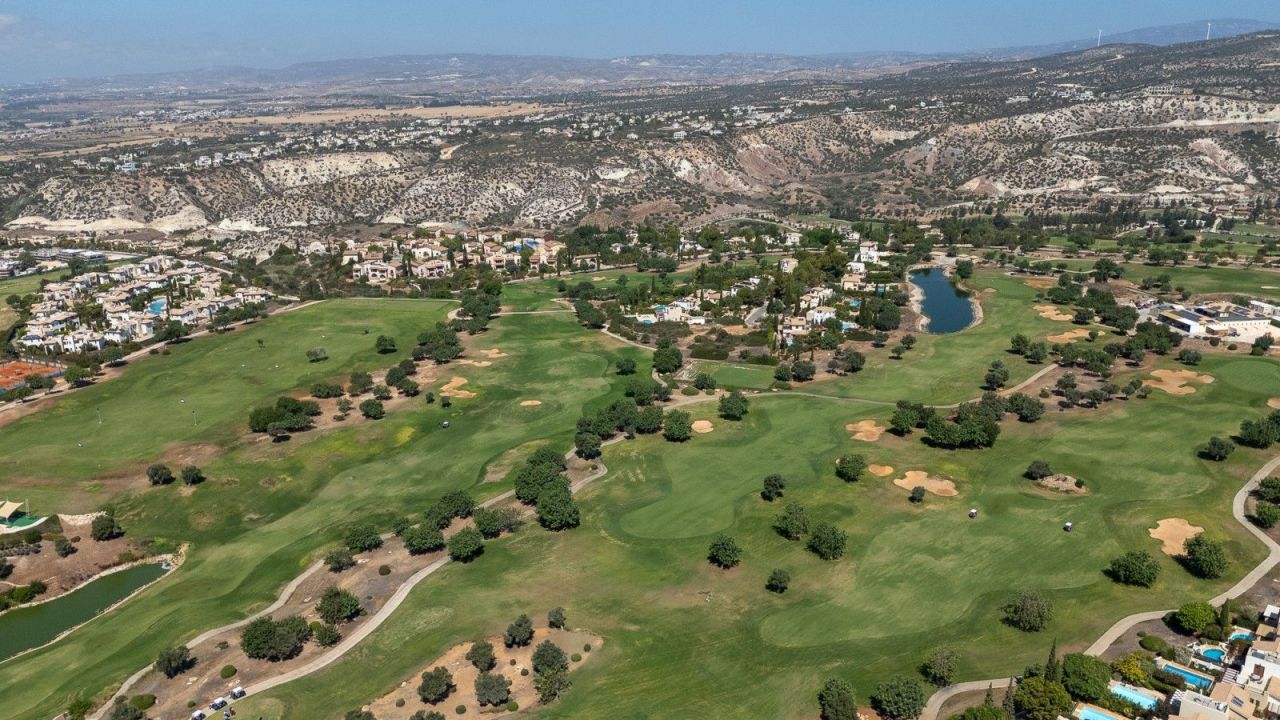 Terreno a Paphos, Cipro, 1 563 m2 - foto 10