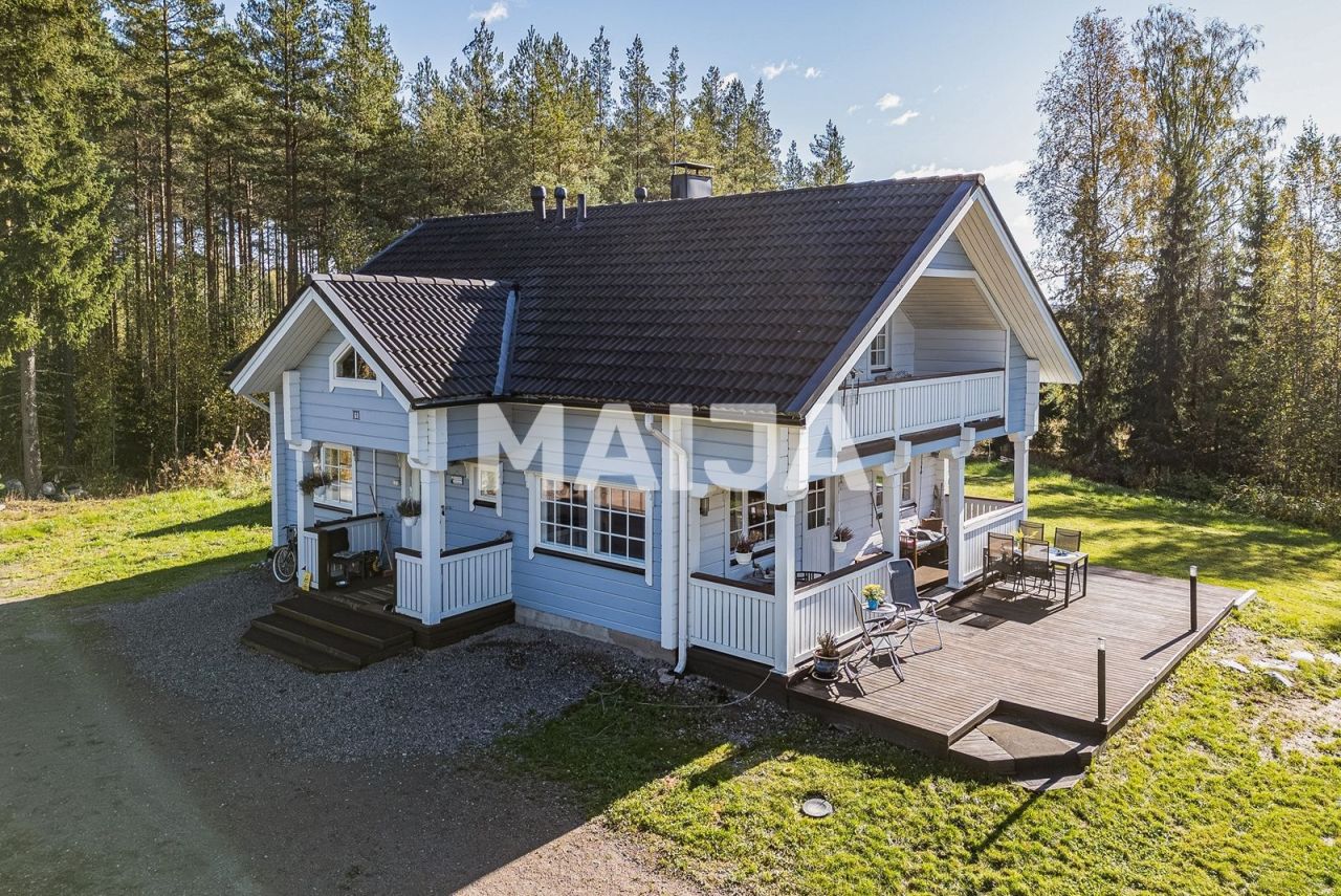 Casa en Mäntsälä, Finlandia, 122.7 m² - imagen 1