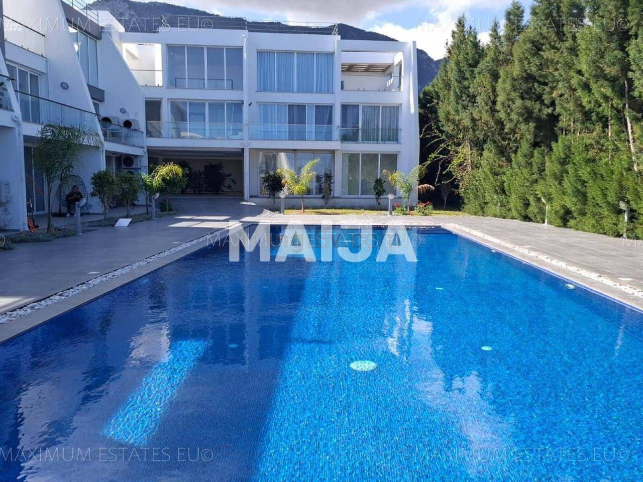 Apartment in Kyrenia, Cyprus, 80 m² - picture 1