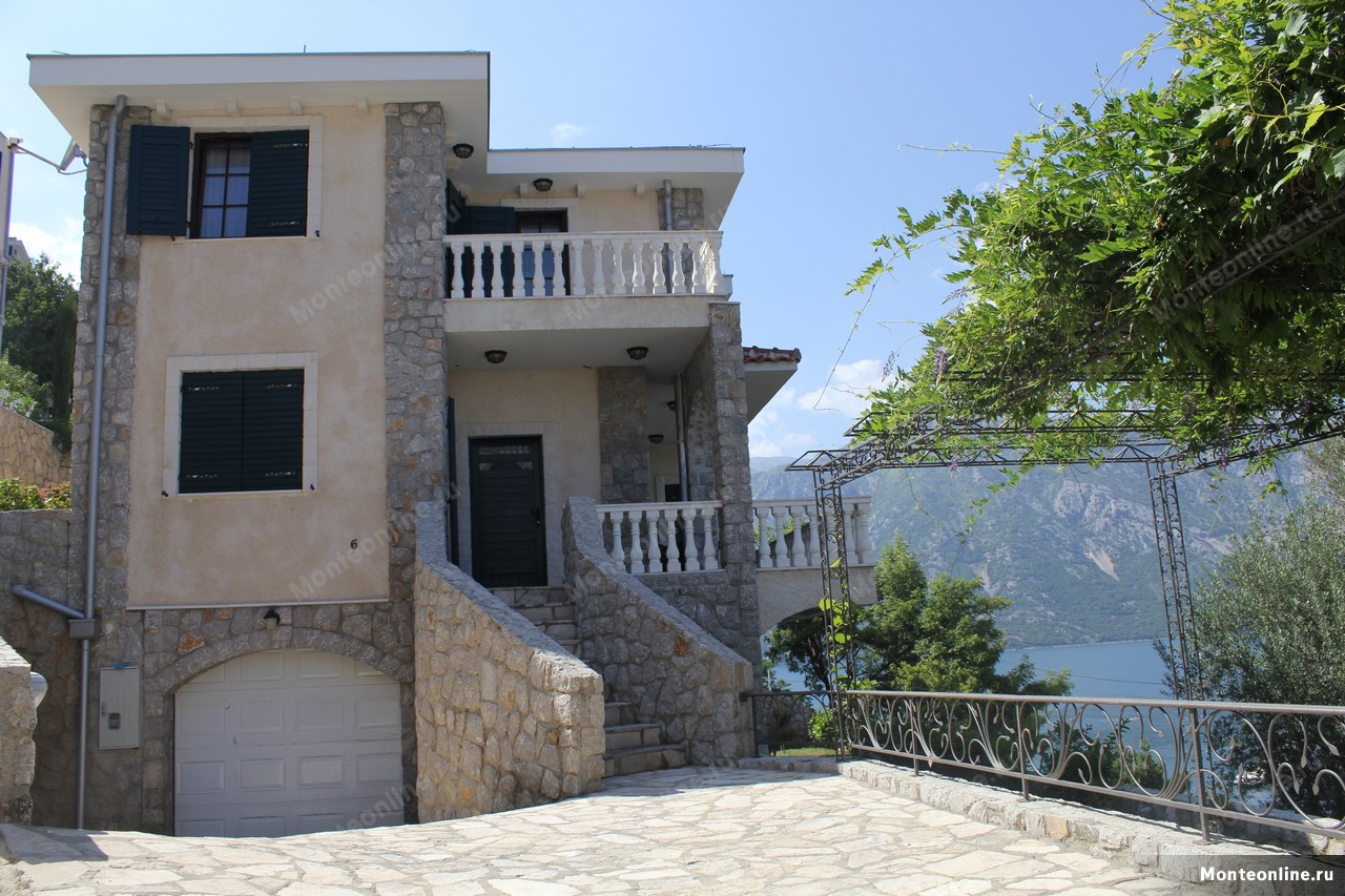 Villa in Kostanjica, Montenegro, 235 m² - picture 2