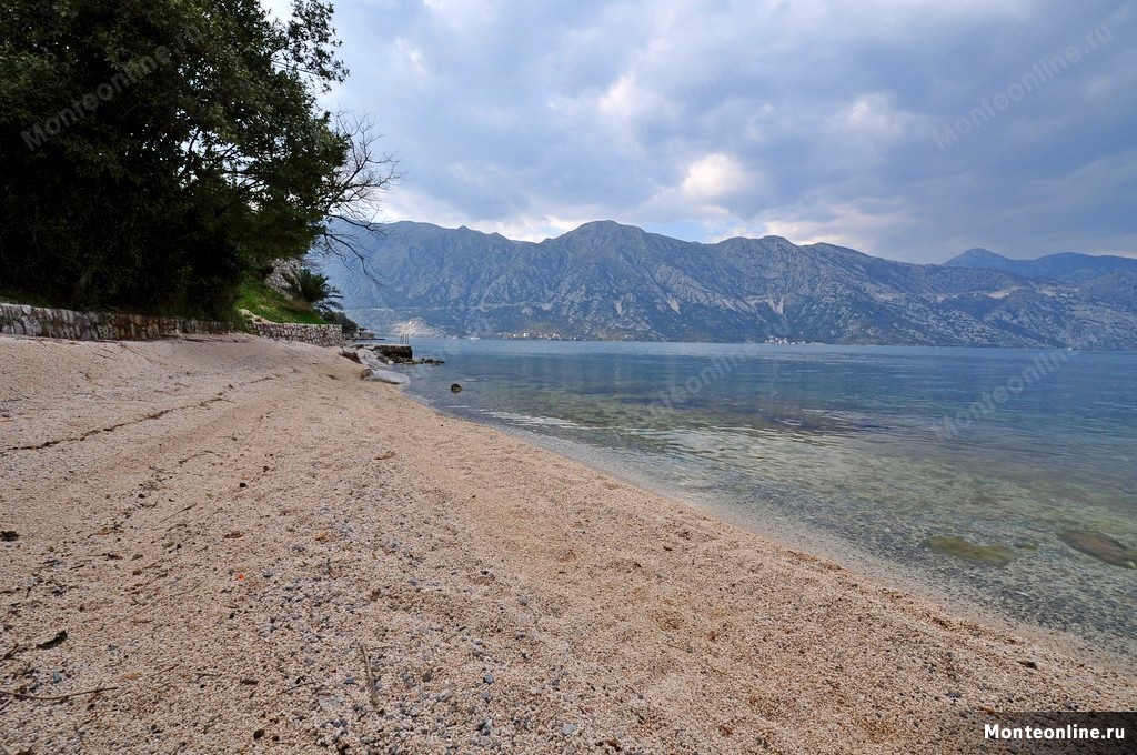 Villa in Kostanjica, Montenegro, 350 m² - picture 4