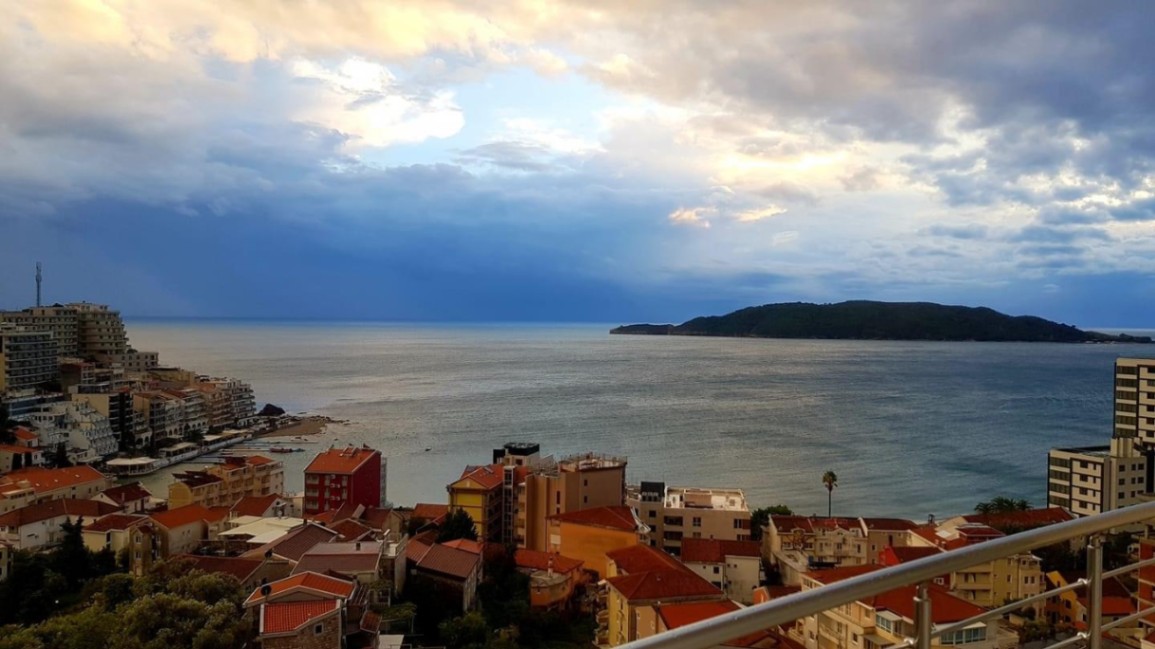 Apartment in Rafailovici, Montenegro, 90 m² - picture 4