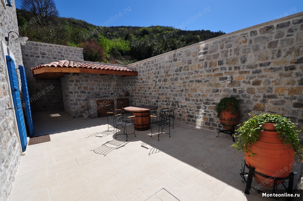 Villa a Tivat, Montenegro, 105 m² - foto 5