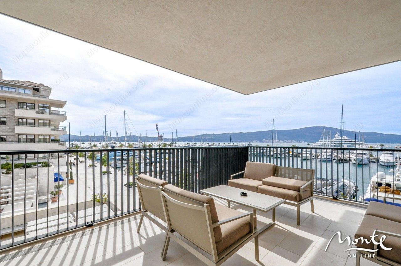 Appartement à Tivat, Monténégro, 215 m² - image 5