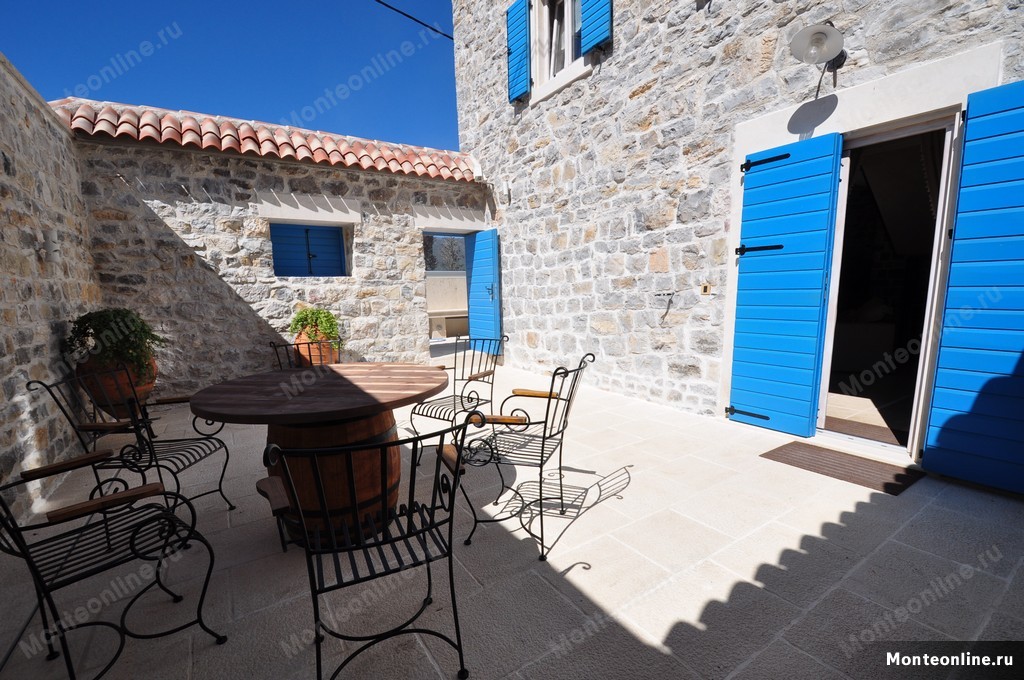 Villa a Tivat, Montenegro, 105 m² - foto 7