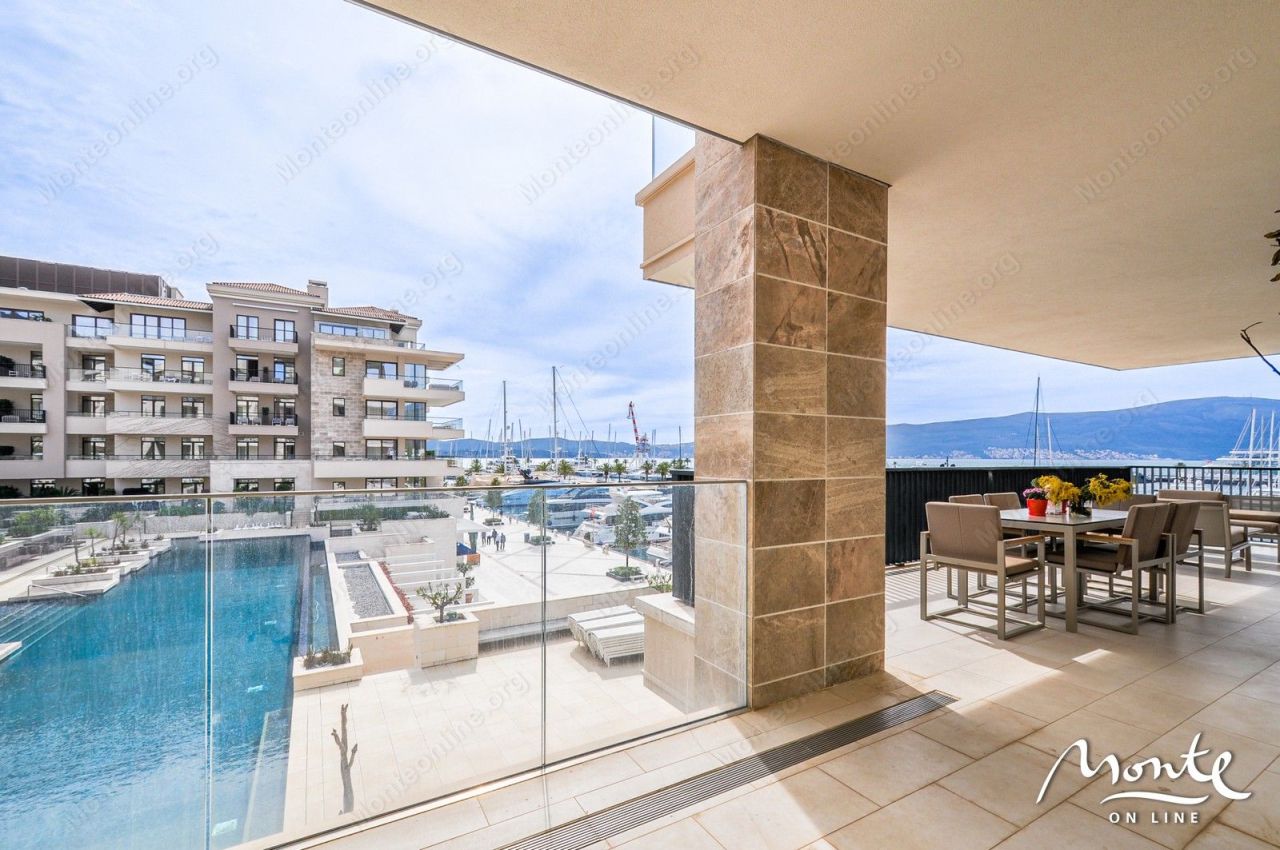 Appartement à Tivat, Monténégro, 215 m² - image 7