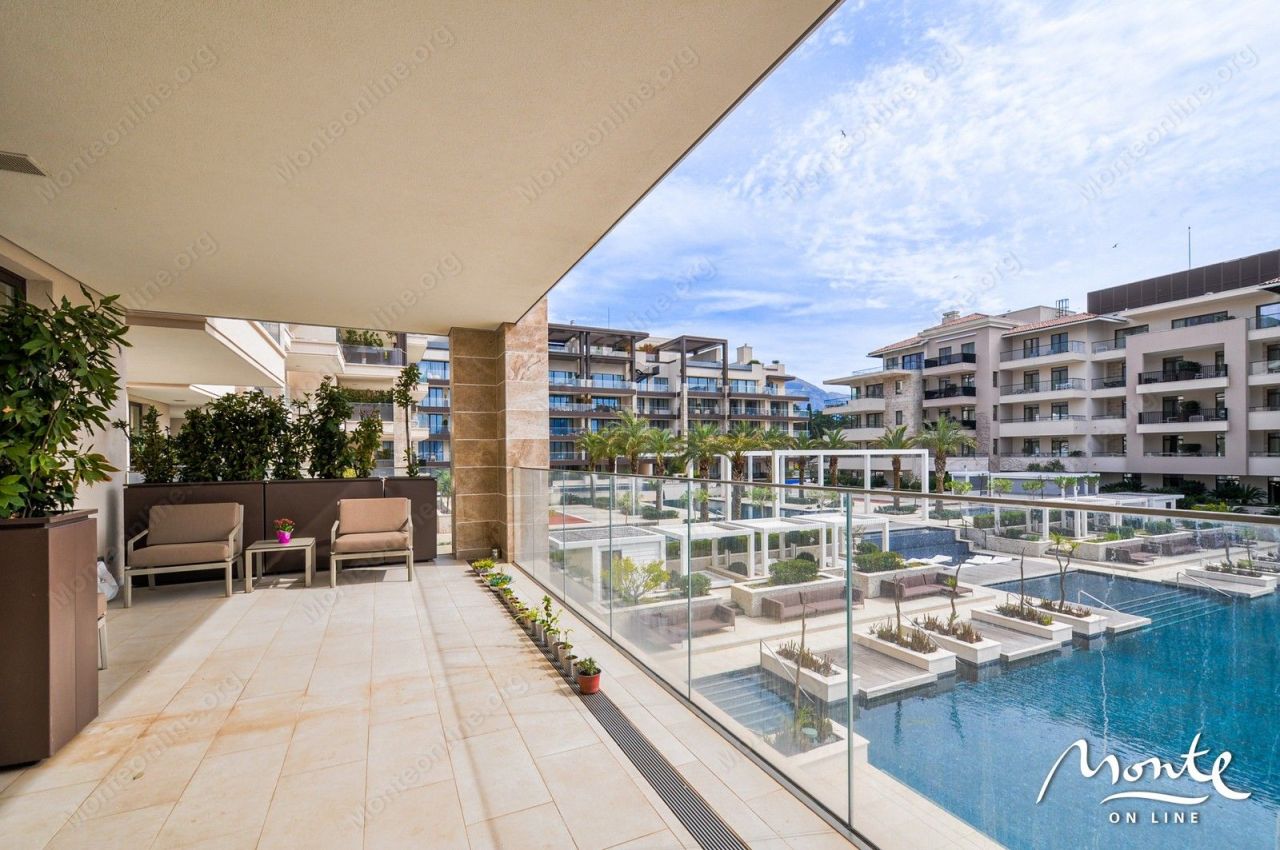 Appartement à Tivat, Monténégro, 215 m² - image 8