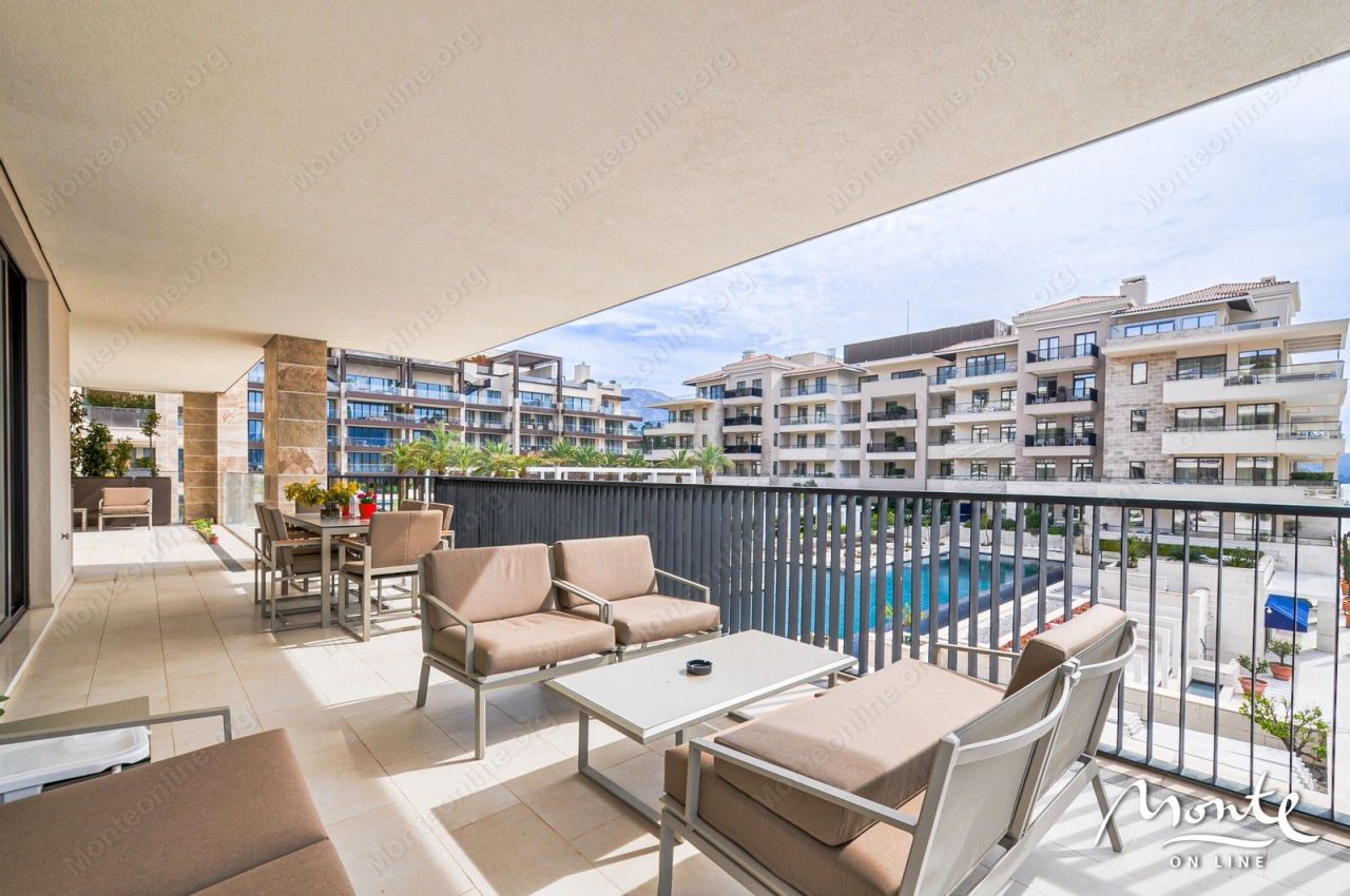 Appartement à Tivat, Monténégro, 215 m² - image 9