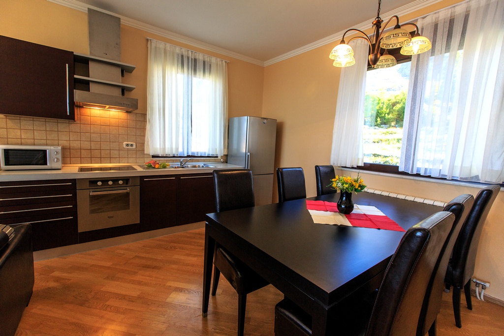 Villa in Blizikuce, Montenegro, 340 m² - picture 10