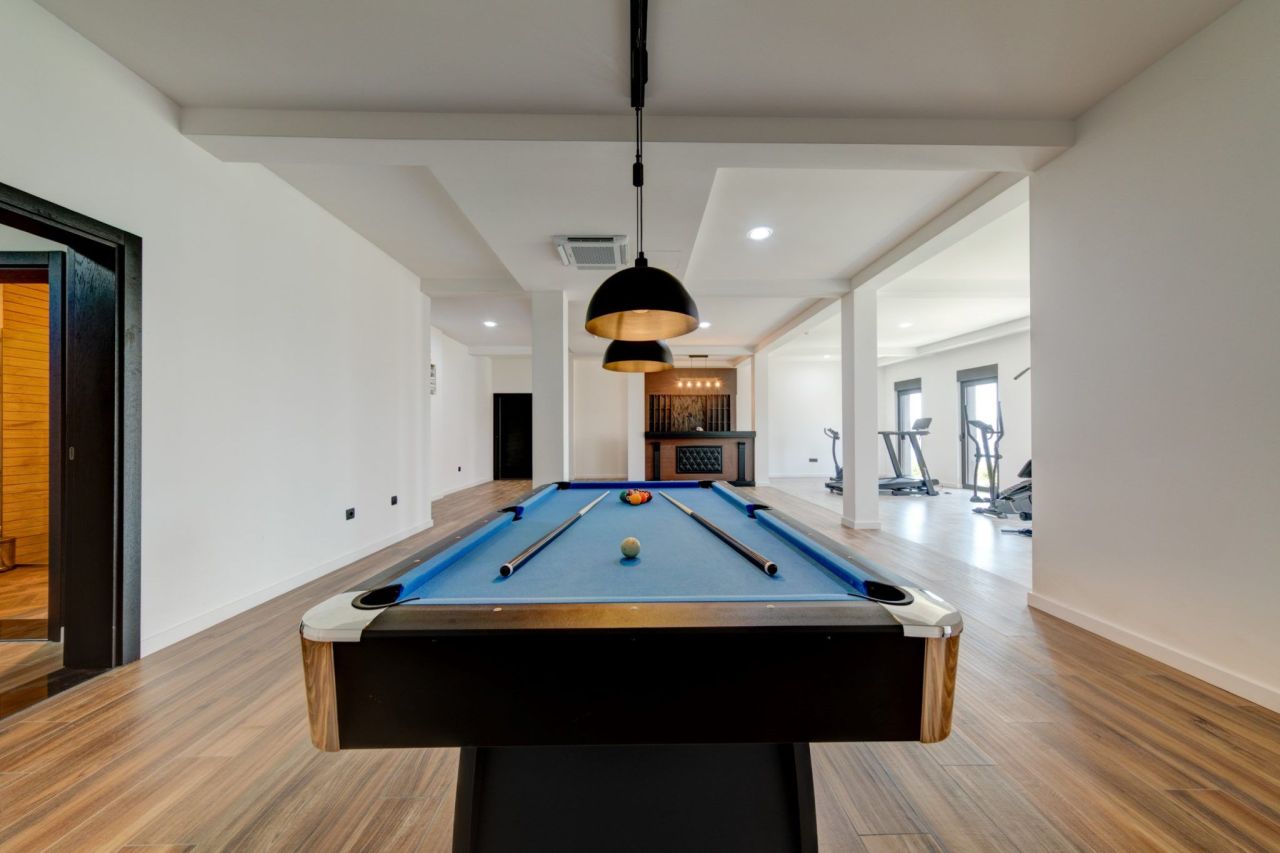 Villa in Tivat, Montenegro, 454 m² - picture 12