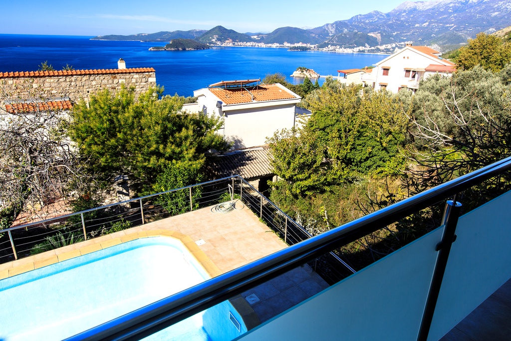 Villa in Blizikuce, Montenegro, 340 m² - picture 14