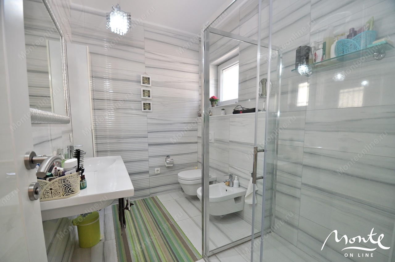 Villa en Tivat, Montenegro, 308 m² - imagen 19