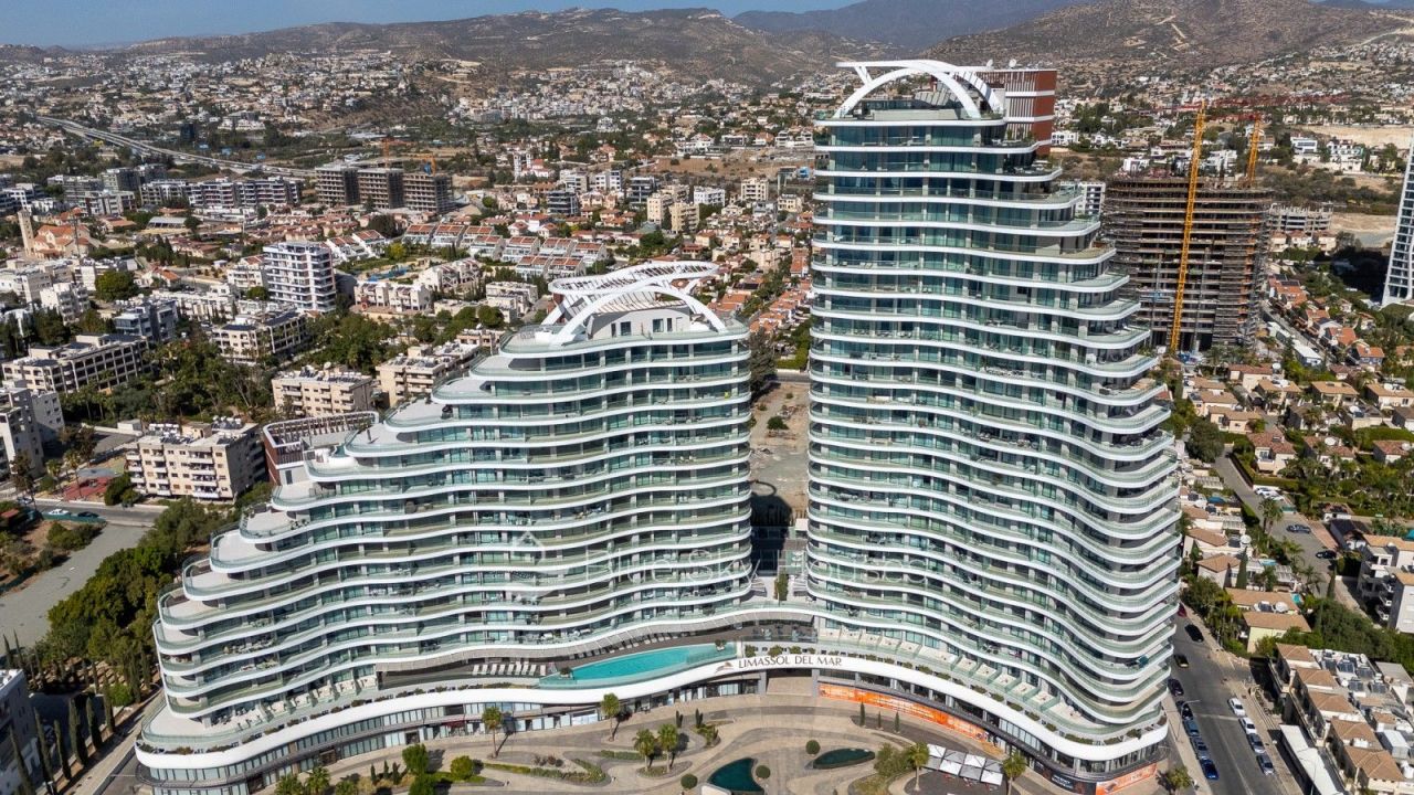 Apartamento en Limasol, Chipre, 151 m² - imagen 1