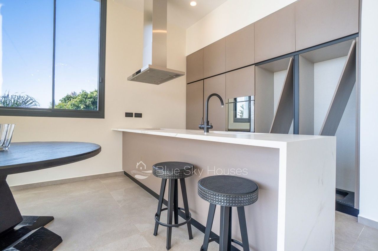 Apartment in Limassol, Cyprus, 138 m² - picture 11