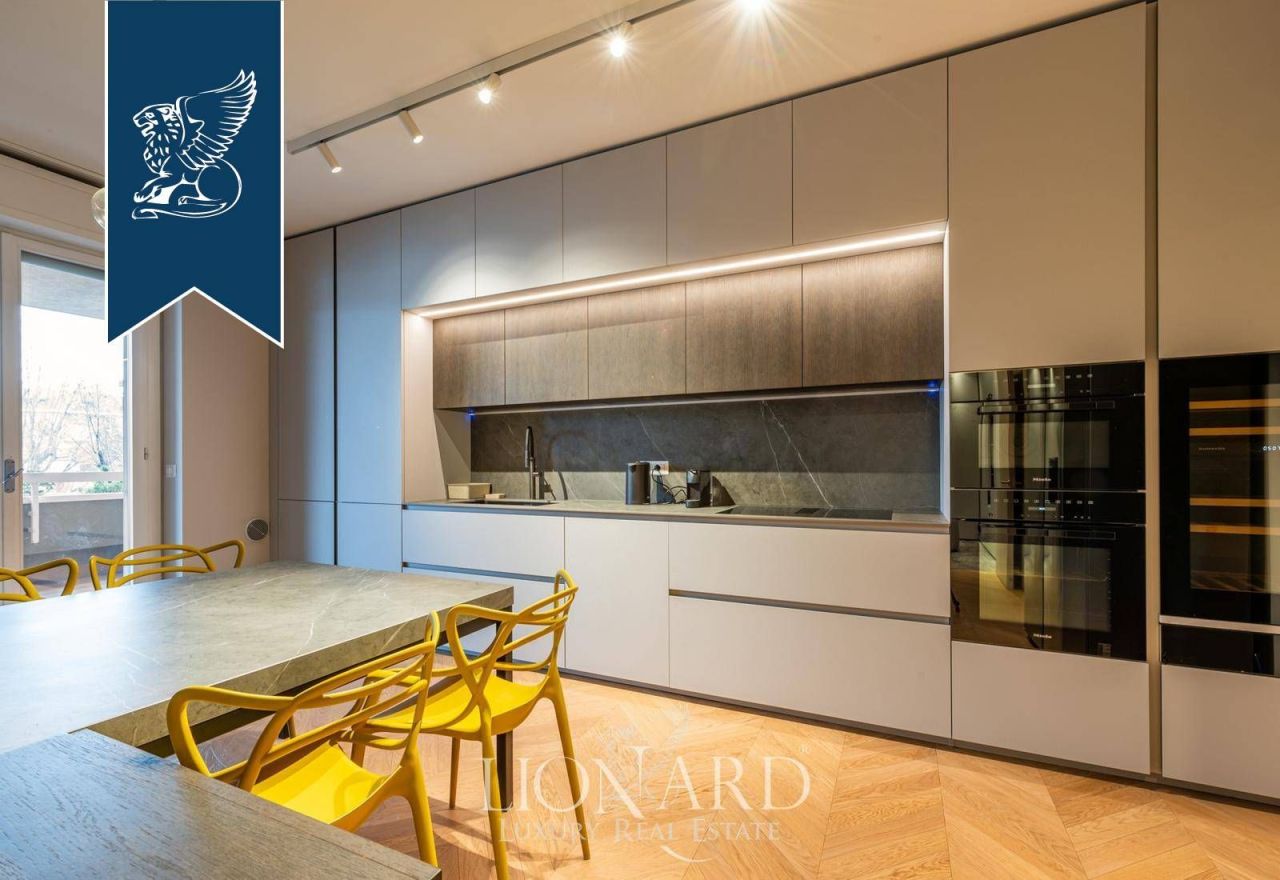 Appartement à Milan, Italie, 280 m² - image 11