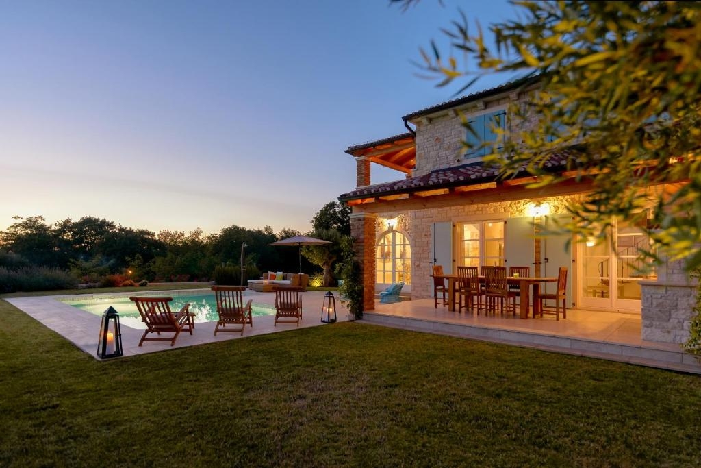 Villa Sveti Lovreč, Croatie, 210 m² - image 6