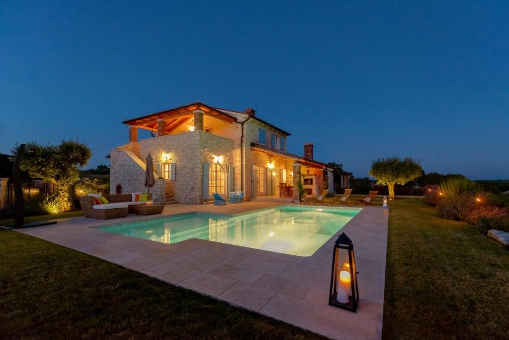 Villa Sveti Lovreč, Croatie, 210 m² - image 8