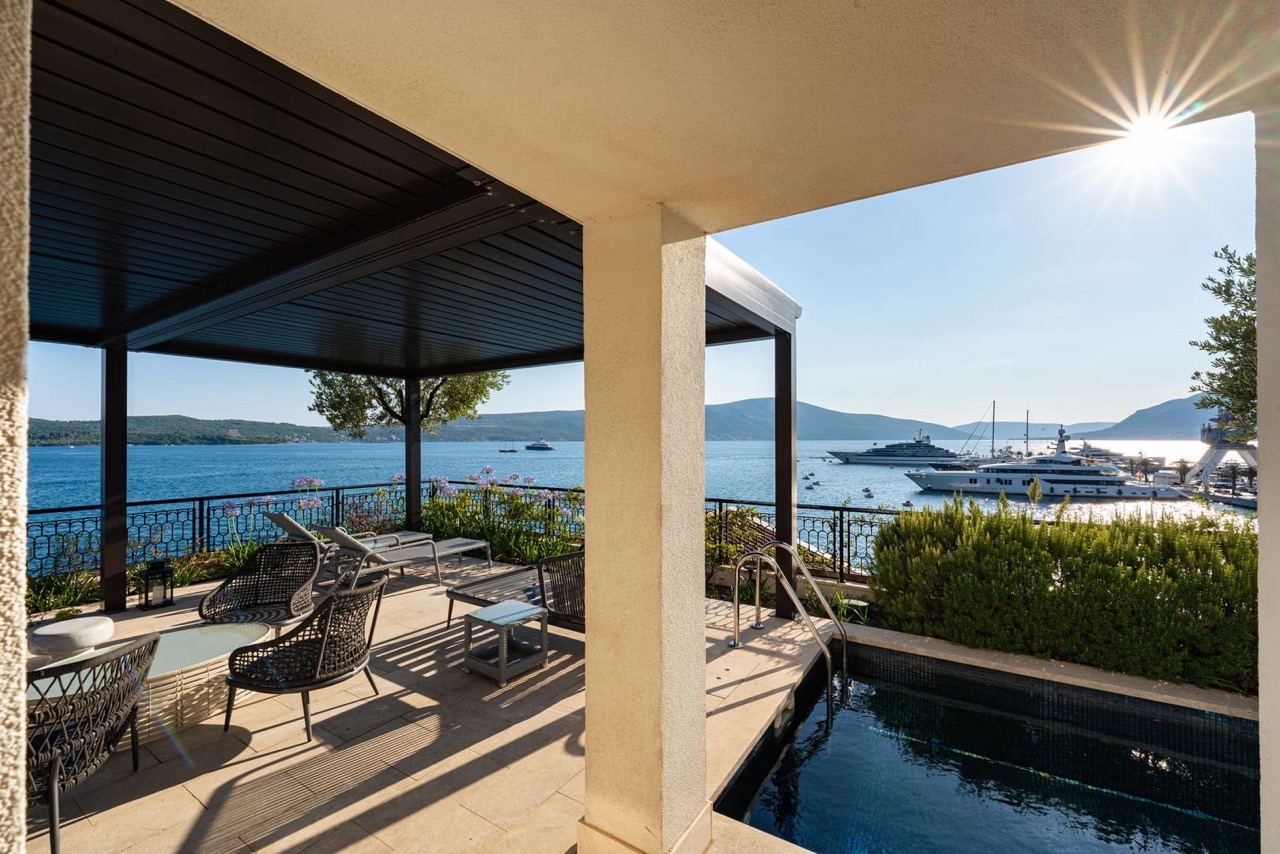 Ático en Tivat, Montenegro, 237 m² - imagen 1