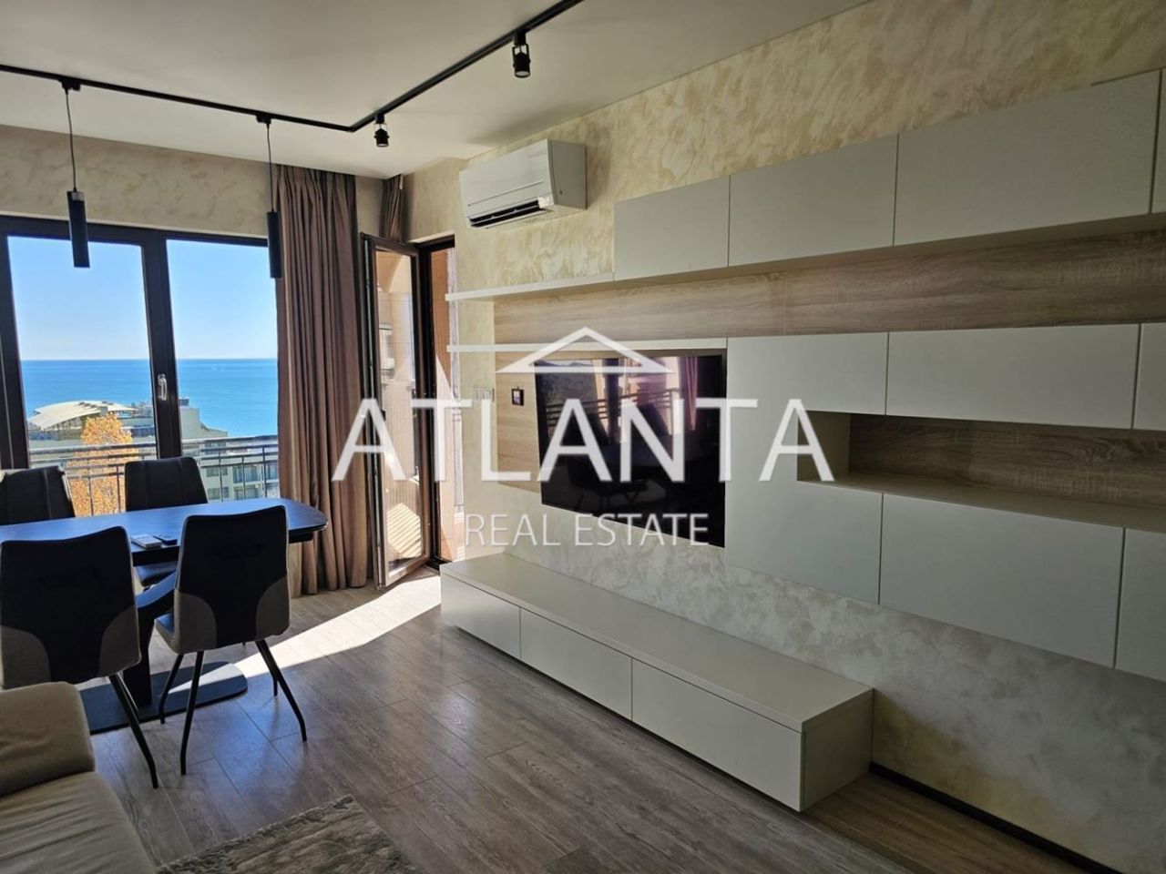 Flat at Golden Sands, Bulgaria, 104 m² - picture 14