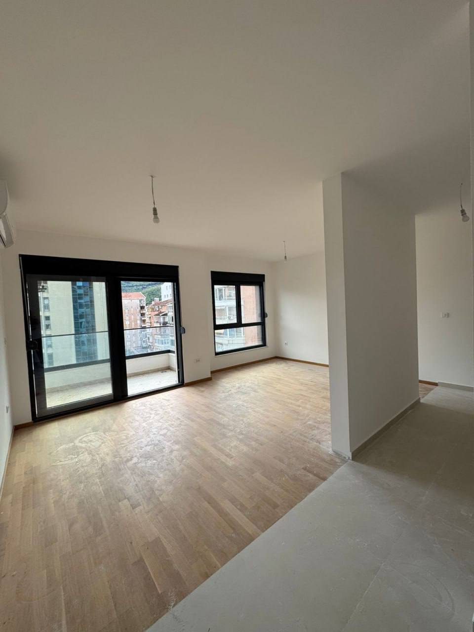 Flat in Budva, Montenegro, 52 m² - picture 2