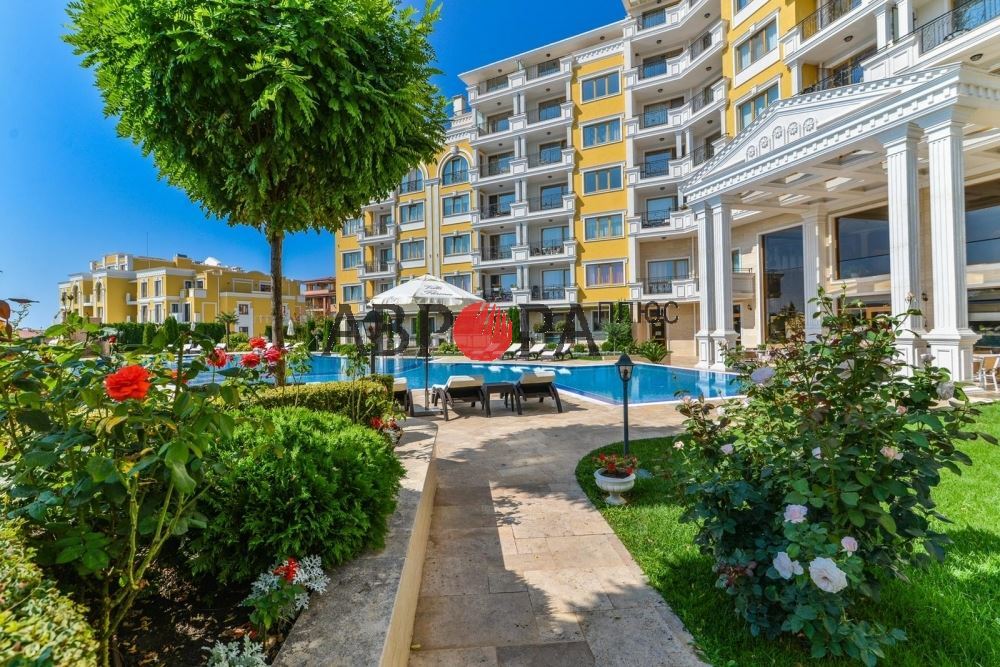 Flat in Sveti Vlas, Bulgaria, 55 m² - picture 1