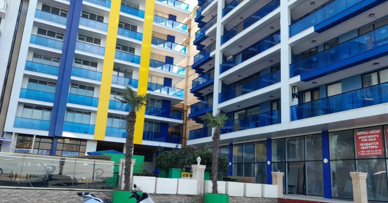 Flat in Batumi, Georgia, 102.75 m² - picture 1