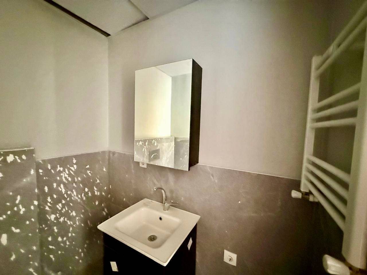 Flat in Mersin, Turkey, 58 m² - picture 14