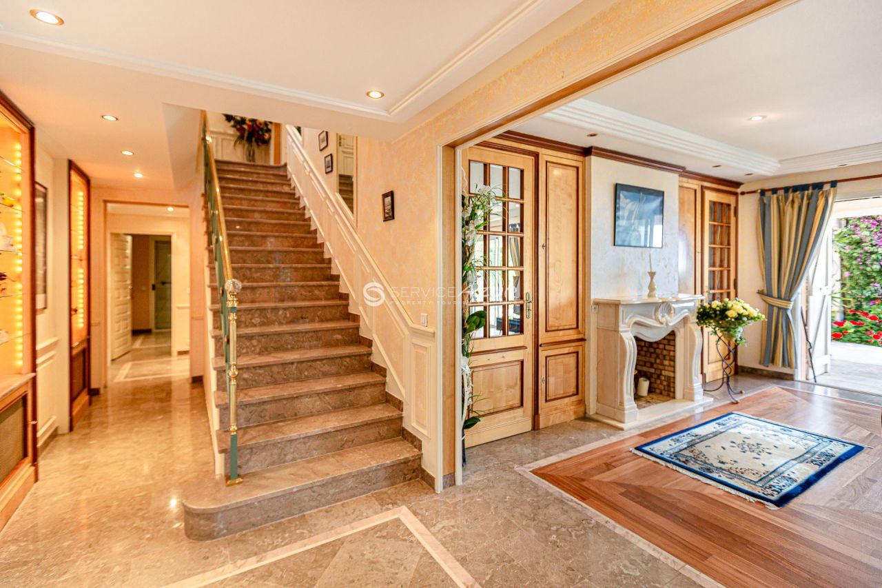 Villa a Golfe-Juan, Francia, 350 m² - foto 12